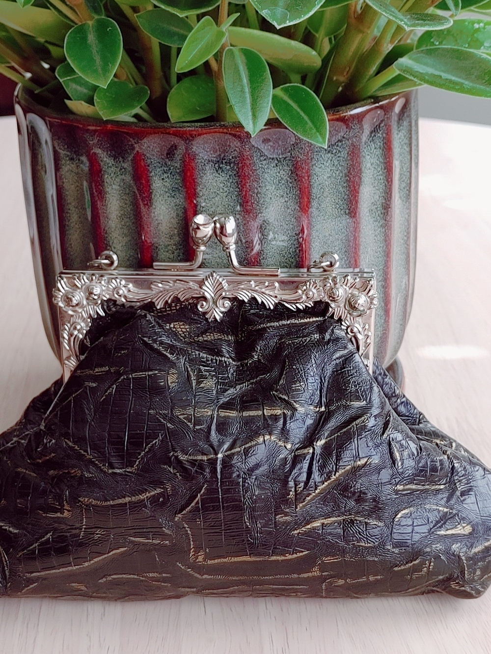 Vtg Croc Embossed Kiss-Lock Frame Clutch & Wristlet Purse with Rhinestones